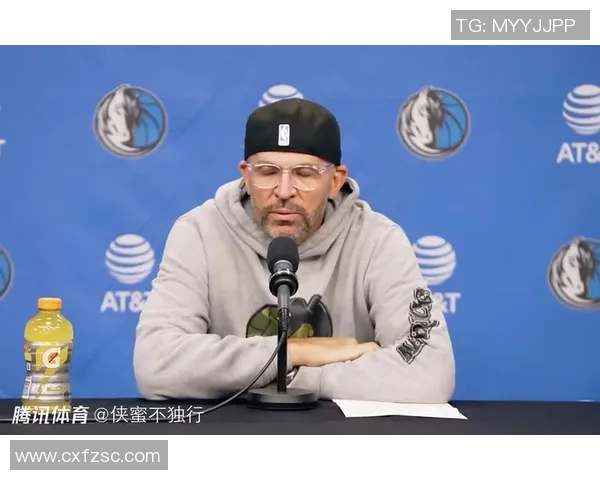 基德称赞拉塞尔融入球队顺利在沟通能力上表现尤为突出